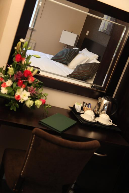Greenvale Hotel Cookstown Δωμάτιο φωτογραφία