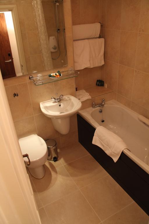 Greenvale Hotel Cookstown Δωμάτιο φωτογραφία